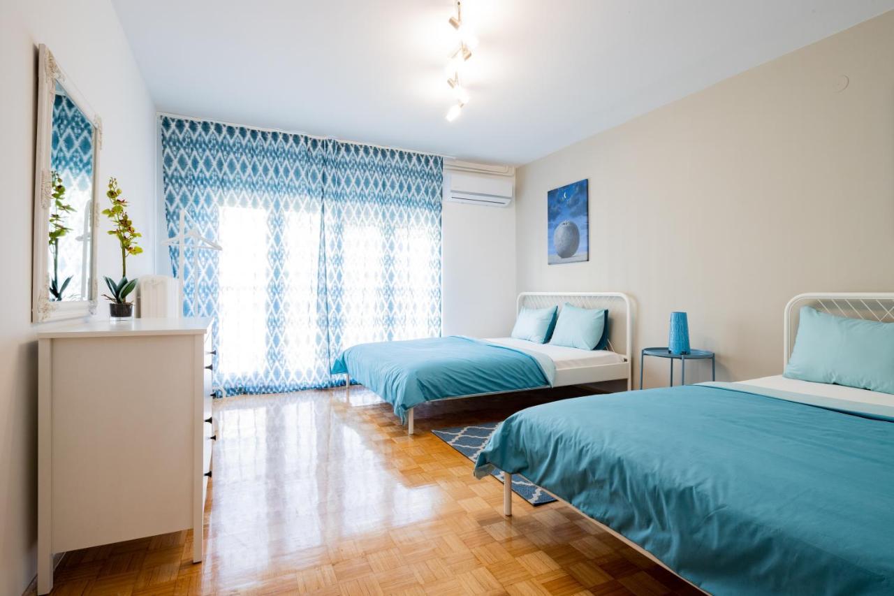 Apartamento !Promo! Blue Amber Downtown-Free Private Garage-Fast Wi-Fi Novi Sad Exterior foto